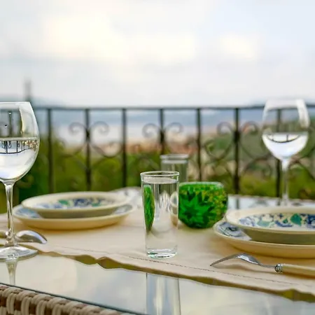 Zeze Kaş
