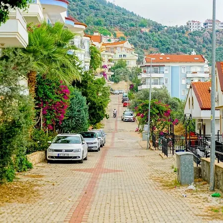 Zeze Kaş
